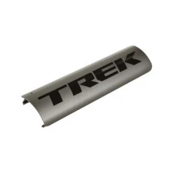 Trek Akkucover 500 Wh PowerTube -E-Bike Zubehör Verkauf trek akkucover powertube 500 gunmetal trek black metallic glaenzend