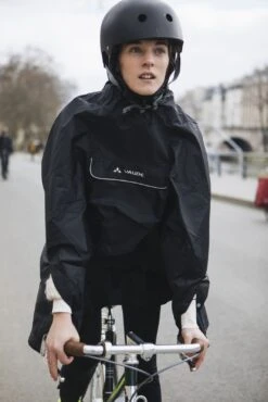 Vaude Valdipino Regen-Poncho -E-Bike Zubehör Verkauf vaude valdipino regen poncho schwarz action
