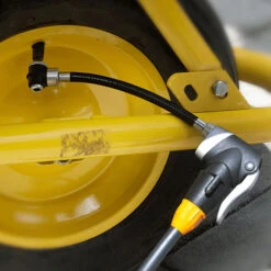 SKS Zipflinger Schlauchadapter -E-Bike Zubehör Verkauf zipflinger action 2